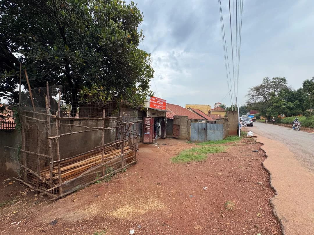 Plot for sale in Muyenga bukasa road - image 1